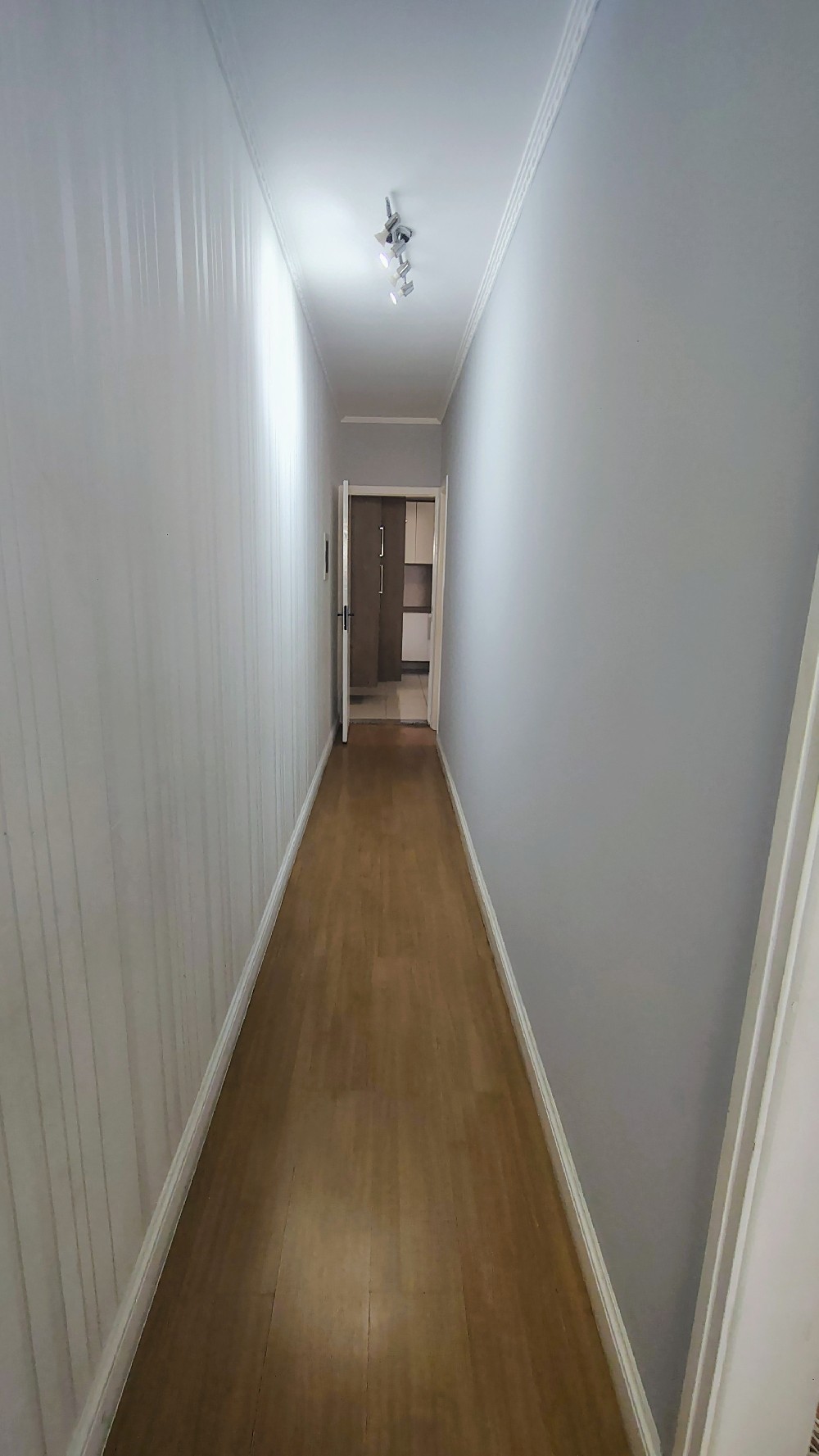 SOBRADO PARA VENDA PRÓXIMO AO CENTRO