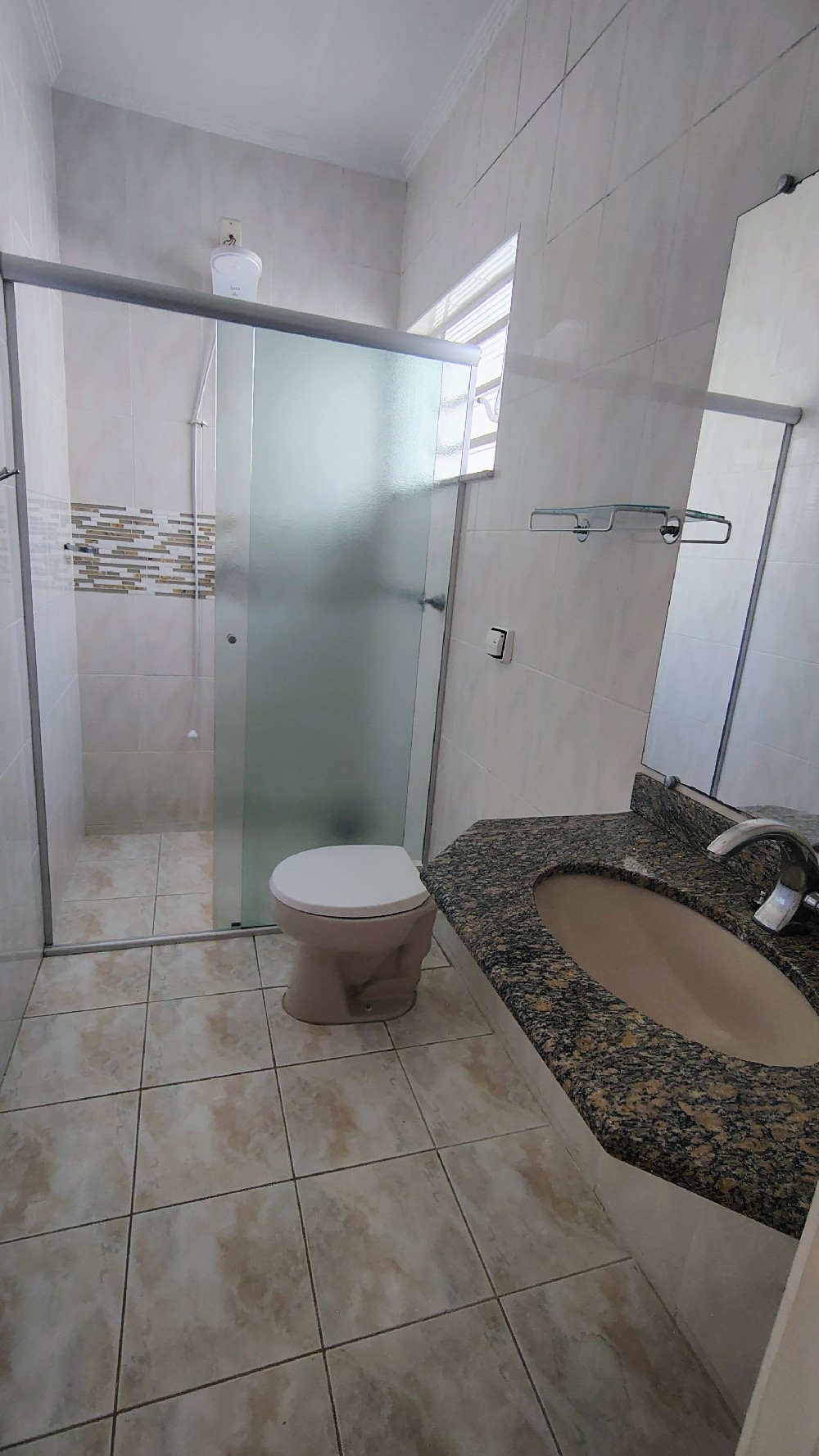 SOBRADO PARA VENDA PRÓXIMO AO CENTRO