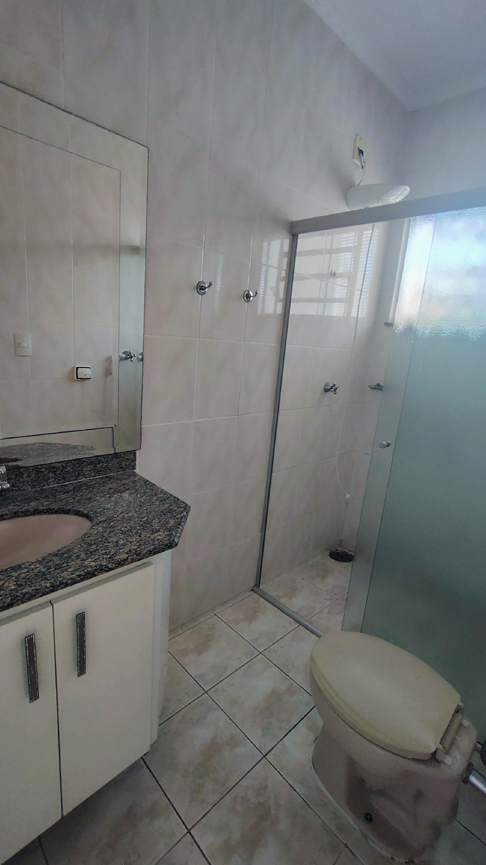 SOBRADO PARA VENDA PRÓXIMO AO CENTRO