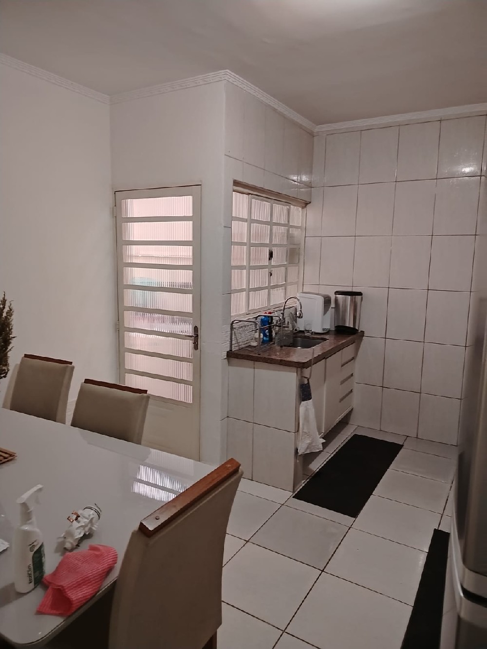 CASA PARA VENDA NO SILVESTRE 4 