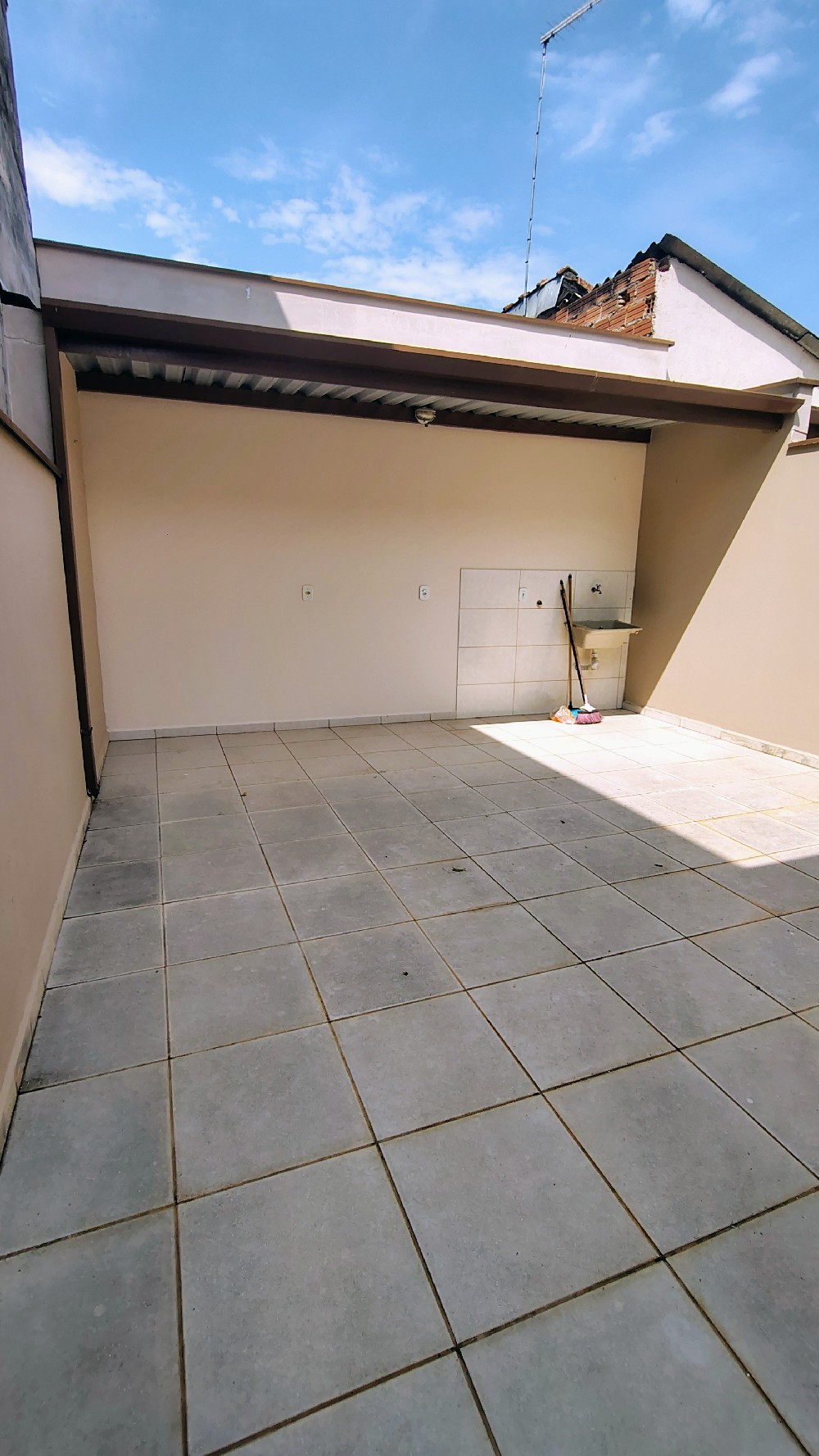 CASA PARA VENDA NO SÃO DIMAS