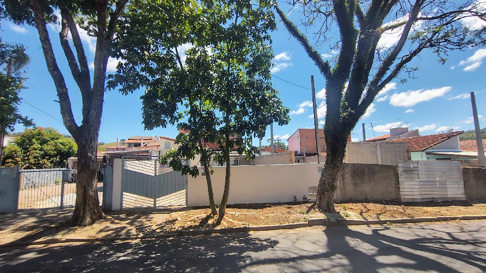  CASA PARA VENDA NO SÃO DIMAS
