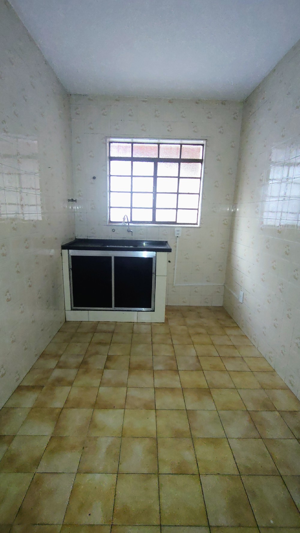 SOBRADO PARA LOCAÇÃO