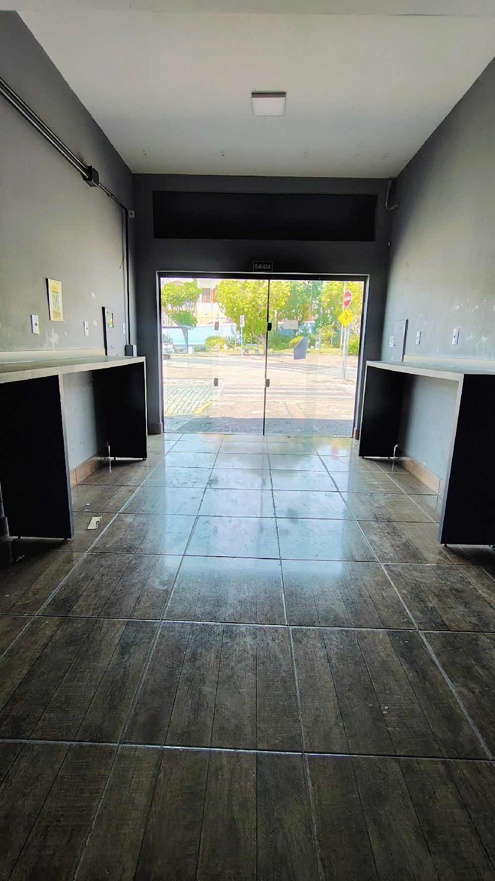 SOBRADO PARA LOCAÇÃO NO LARGO DO ROSÁRIO