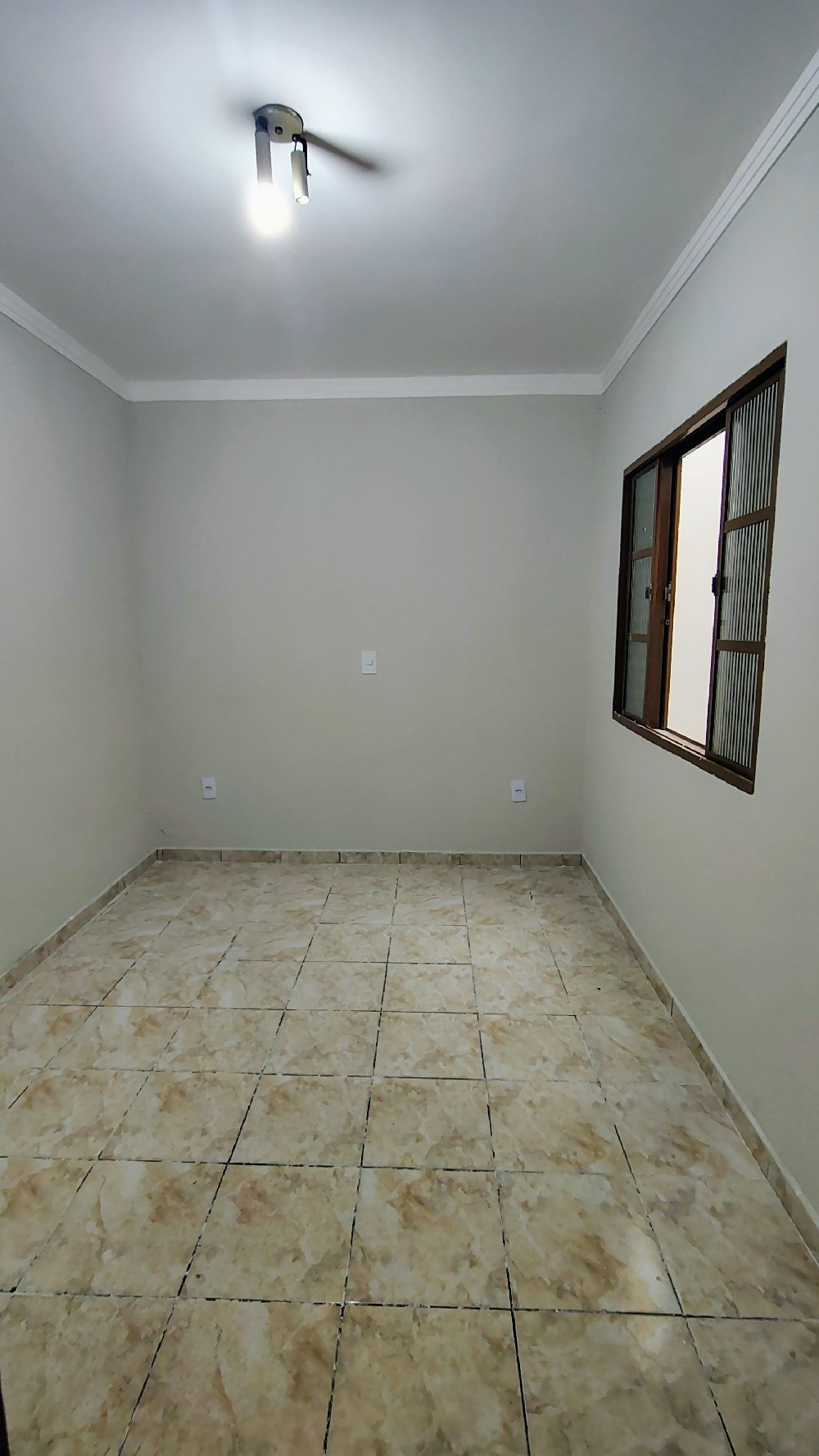 CASA MOREIRINHA PARA LOCAÇÃO 