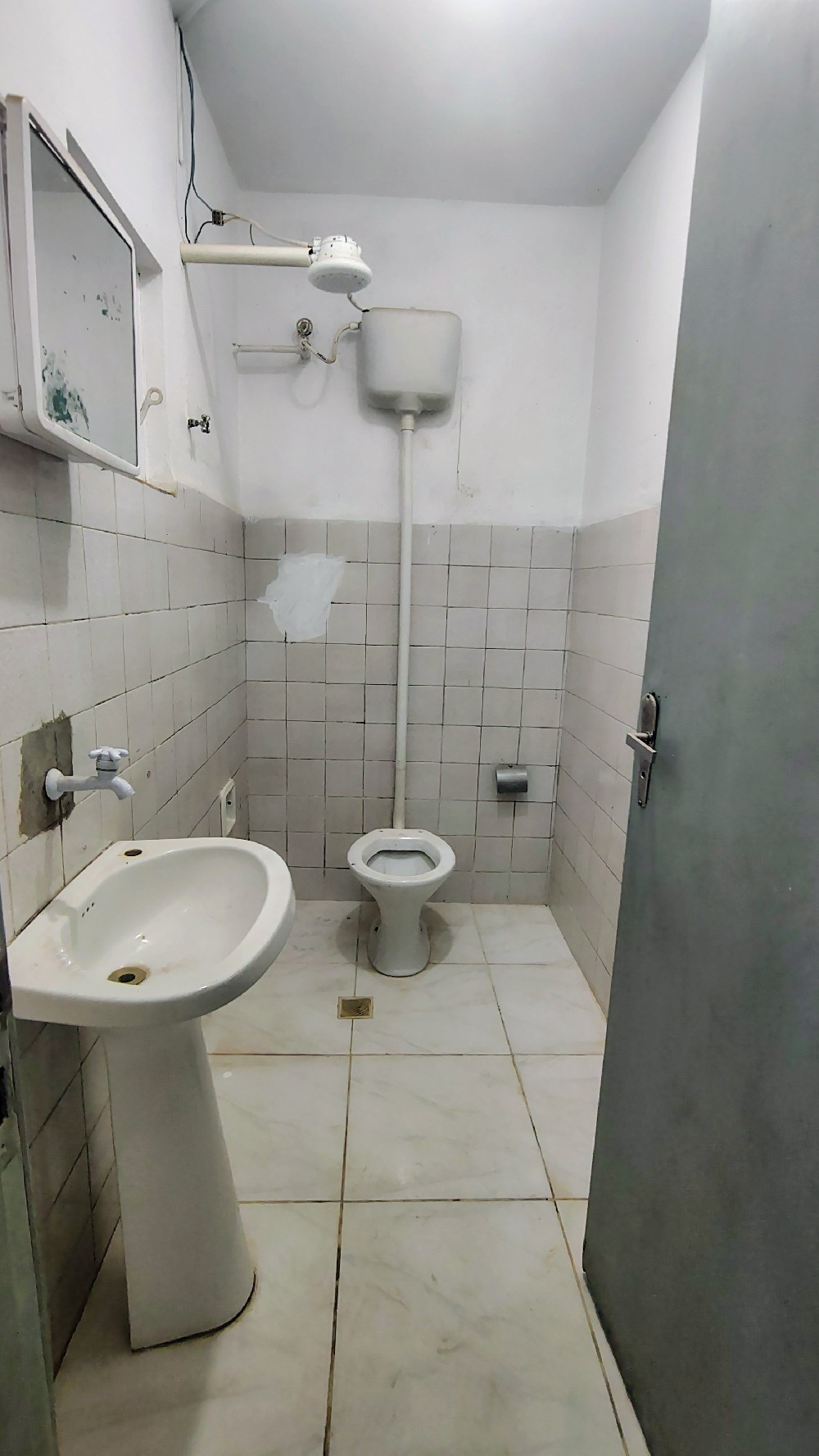 IMÓVEL PARA LOCAÇÃO OU VENDA NAS PROXIMIDADES DO CENTRO