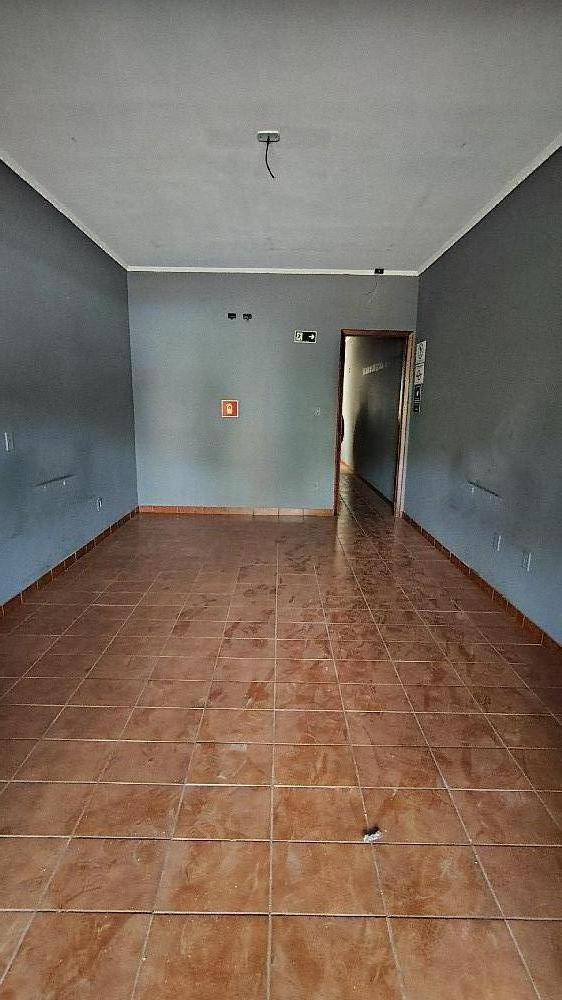 SOBRADO PARA LOCAÇÃO NO LARGO DO ROSÁRIO