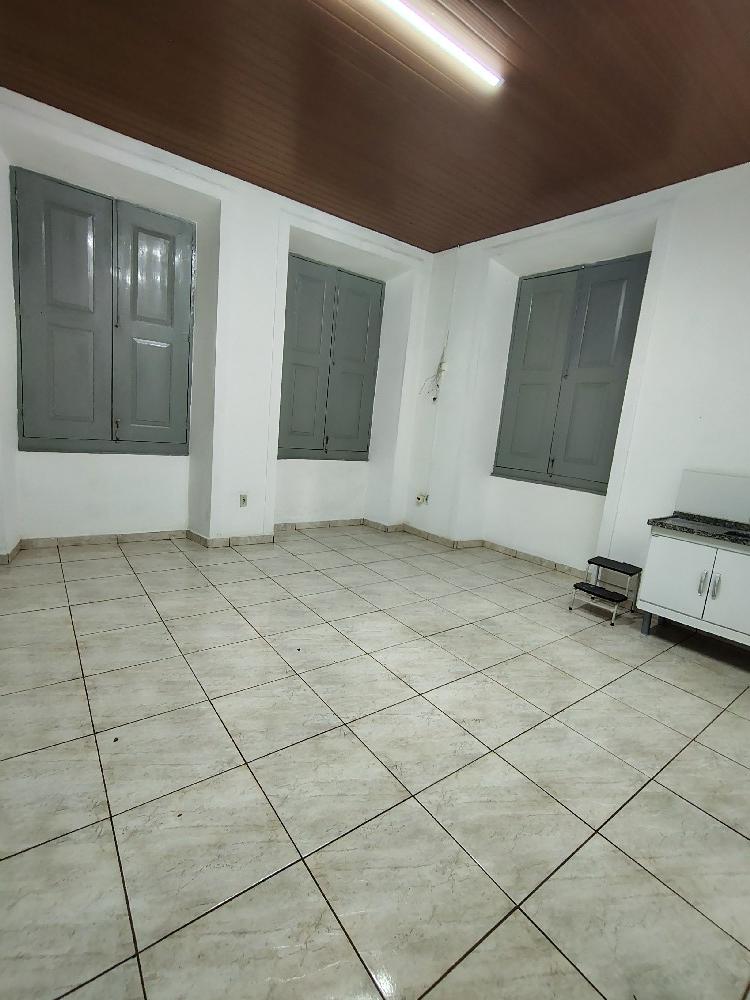 IMÓVEL PARA LOCAÇÃO NO CENTRO 